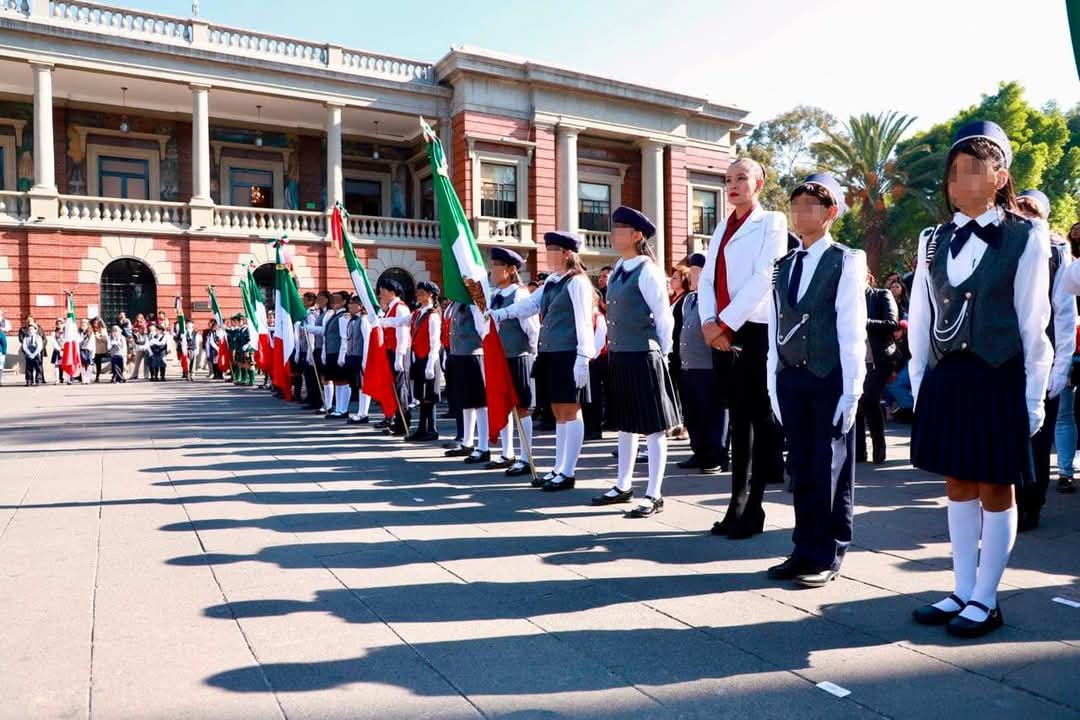 TLALNEPANTLA CELEBRA EL DÍA DE LA BANDERA CON LLAMADO A LA UNIDAD Y ...