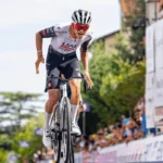isaac-del-toro-arrasa-en-el-giro-della-toscana-y-abre-un-nuevo-capitulo-para-el-ciclismo-mexicano-1024x699