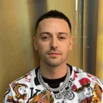 pee-wee-revela-como-vive-el-duelo-por-su-padre-y-su-detencion-en-eu