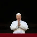 papa-leon-xiv-pide-orar-para-que-todos-los-ninos-del-mundo-puedan-vivir-en-paz-1024x717