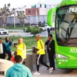 autour