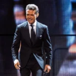 luis-miguel-buenos-aires-arg-2023-billboard-1548